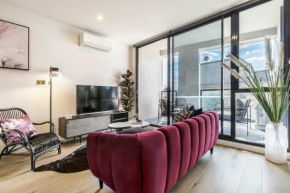 Industrial Glam Apt in Melbourne's Coolest Suburb
